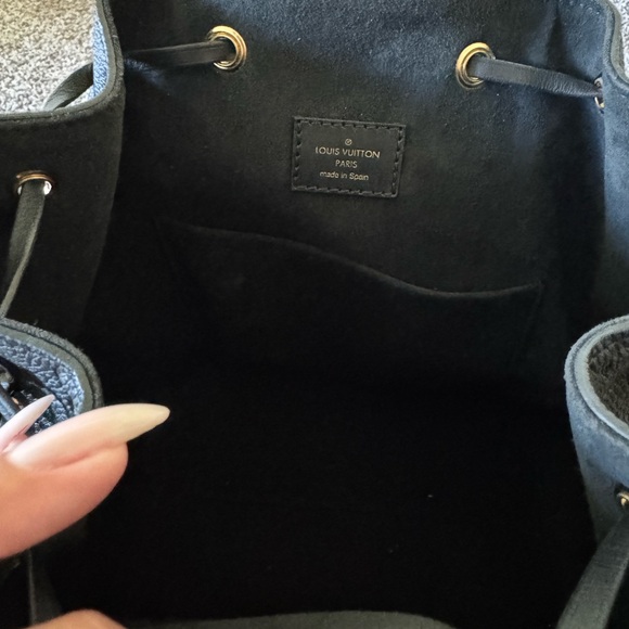 Louis Vuitton Montsouris Black Backpack - Picture 3 of 4